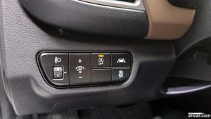 Kia Seltos Дизель 1.6 4WD 2021 года из Южной Кореи