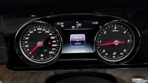 Mercedes-Benz E-Class E220d 4MATIC Exclusive 2020 года из Южной Кореи
