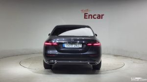 Mercedes-Benz E-Class E250 Exclusive 2021 года из Южной Кореи
