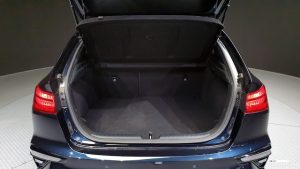 Kia K3 5Door GT 2020 года из Южной Кореи