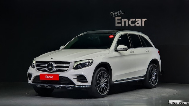 Mercedes-Benz GLC-Class GLC300 4MATIC AMG Line 2019 года из Кореи