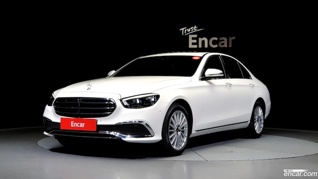 Mercedes-Benz E-Class E220d 4MATIC Exclusive 2021 года из Кореи