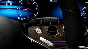 Mercedes-Benz E-Class E220d 4MATIC Exclusive 2021 года из Южной Кореи