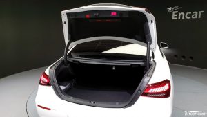 Mercedes-Benz E-Class E220d 4MATIC Exclusive 2021 года из Южной Кореи