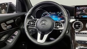 Mercedes-Benz GLC-Class GLC300 4MATIC 2020 года из Южной Кореи