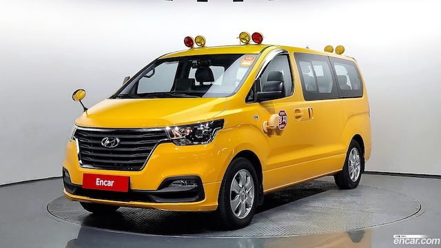 Hyundai Starex 2019 года из Кореи