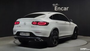 Mercedes-Benz GLC-Class GLC300 4MATIC Coupe 2020 года из Южной Кореи