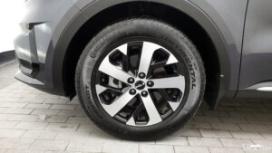 Kia Sorento Дизель 2.2 2WD 2022 года из Южной Кореи