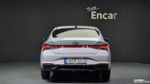 Hyundai AVANTE 1.6 2021 года из Южной Кореи