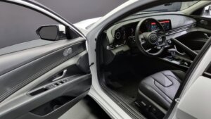 Hyundai AVANTE 1.6 2021 года из Южной Кореи