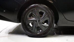 Hyundai AVANTE 1.6 2021 года из Южной Кореи