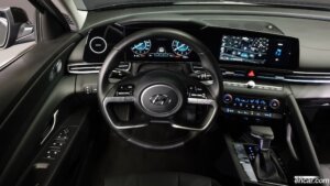 Hyundai AVANTE 1.6 2021 года из Южной Кореи