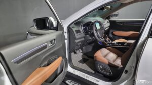 Renault-Korea(Samsung) QM6 2.0 GDe RE Signature 2WD 2022 года из Южной Кореи