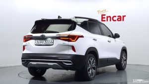 Kia Seltos Дизель 1.6 2WD 2020 года из Южной Кореи