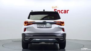 Kia Seltos Дизель 1.6 2WD 2020 года из Южной Кореи
