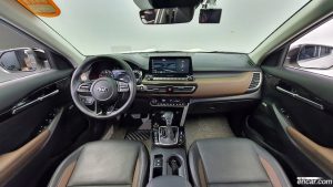 Kia Seltos Дизель 1.6 2WD 2020 года из Южной Кореи