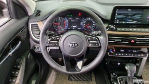 Kia Seltos Дизель 1.6 2WD 2020 года из Южной Кореи