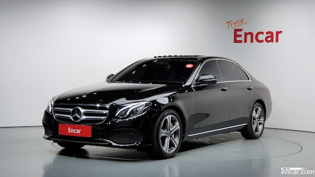 Mercedes-Benz E-Class E300 Avantgarde 2019 года из Кореи