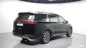 Kia Carnival 9-Seater Signature 2022 года из Южной Кореи