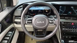 Kia Carnival 9-Seater Signature 2022 года из Южной Кореи