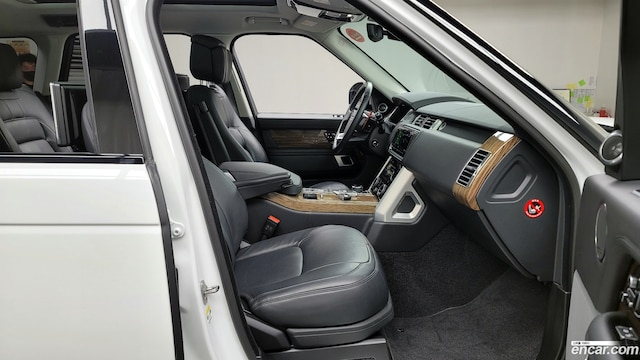 33216324_010.jpg Land Rover Range Rover 4.4 SDV8 Vogue SE Дизель 2020 года из Южной Кореи