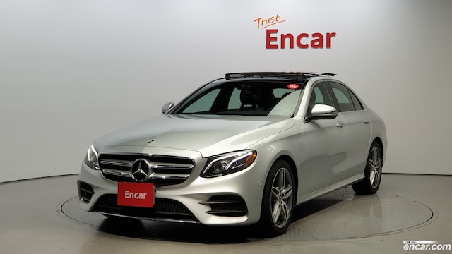 Mercedes-Benz E-Class E300 4MATIC Avantgarde 2019 года из Кореи