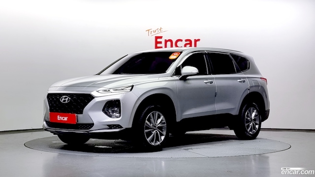 Hyundai Santafe Бензин 2.0T 2WD 2019 года из Кореи