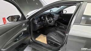 Hyundai AVANTE 1.6 2021 года из Южной Кореи