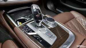 BMW 7-Series 740Li xDrive Design Pure Excellence 2020 года из Южной Кореи