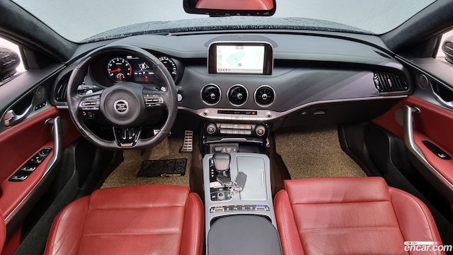 Kia Stinger 3.3 Turbo AWD 2019 года из Кореи