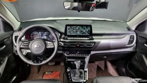 Kia Seltos Бензин 1.6 Turbo 2WD 2020 года из Южной Кореи