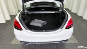 Mercedes-Benz C-Class C200 Avantgarde 2020 года из Южной Кореи