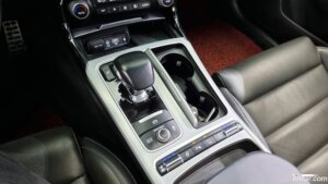 Kia Stinger 2.0 Turbo 2WD 2019 года из Южной Кореи