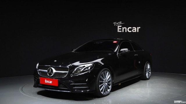 Mercedes-Benz E-Class E450 4MATIC Coupe 2020 года из Кореи