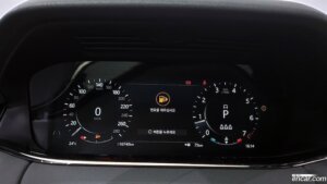 Land Rover Range Rover Evoque P250 R-Dynamic SE 2022 года из Южной Кореи