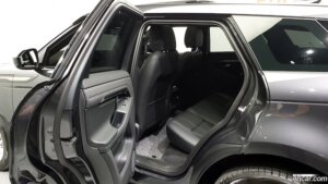 Land Rover Range Rover Evoque P250 R-Dynamic SE 2022 года из Южной Кореи