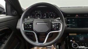 Land Rover Range Rover Evoque P250 R-Dynamic SE 2022 года из Южной Кореи