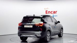Kia Seltos Бензин 1.6 Turbo 2WD 2022 года из Южной Кореи