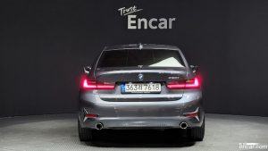 BMW 3-Series 320i Luxury 2021 года из Южной Кореи