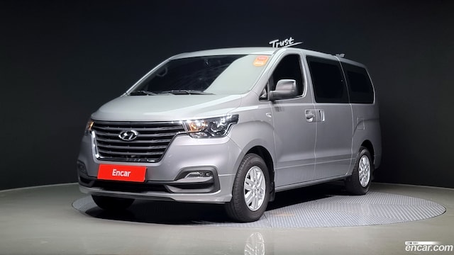 Hyundai Starex Facelift 5-Seater 2019 года из Кореи