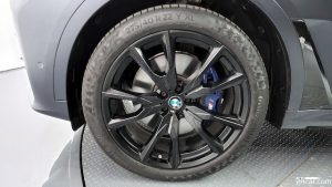 BMW X7 M50i Dark Shadow Edition 2021 года из Южной Кореи