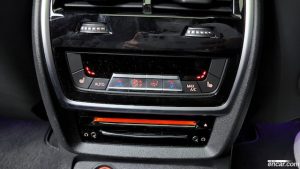 BMW X7 M50i Dark Shadow Edition 2021 года из Южной Кореи