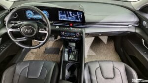 Hyundai AVANTE 1.6 2021 года из Южной Кореи