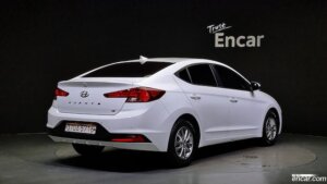 Hyundai AVANTE 1.6 2020 года из Южной Кореи