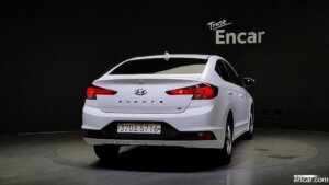 Hyundai AVANTE 1.6 2020 года из Южной Кореи