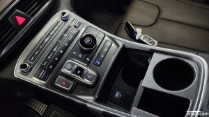 Hyundai Santafe Дизель 2.2 2WD 2022 года из Южной Кореи