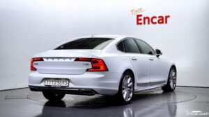 Volvo S90 T5 Inscription 2020 года из Южной Кореи