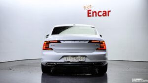 Volvo S90 T5 Inscription 2020 года из Южной Кореи