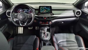 Kia K3 5Door GT Plus 2020 года из Южной Кореи