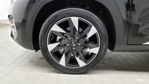 Kia Seltos Дизель 1.6 4WD 2021 года из Южной Кореи